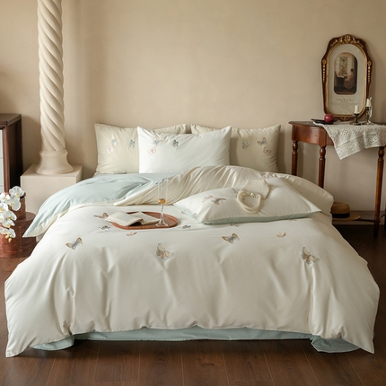 91家纺网 家纺一手货源 找家纺 2024新款50S全棉磨毛绣花四件套 约会白