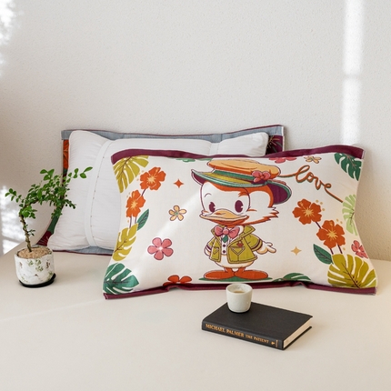 91家纺网 家纺一手货源 找家纺 彩虹毛巾 2024新款中国风全棉六层纱枕巾隔脏绑带枕巾国潮纯棉6层纱布枕巾加厚情侣枕套 可爱鸭【绑带款】