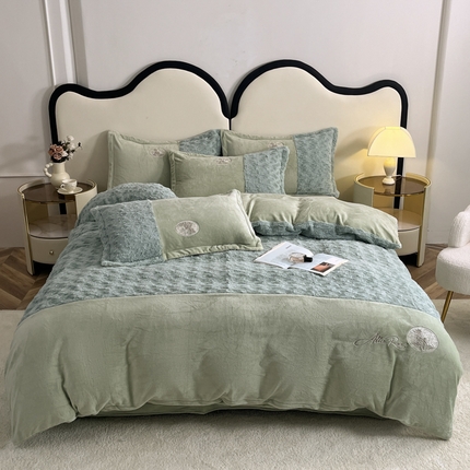 91家纺网 家纺一手货源 找家纺 （总）乐坊 2024新款浪漫玫瑰系列全消光兔毛刺绣四件套