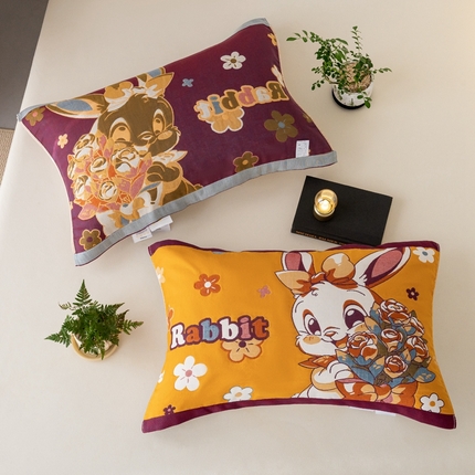 91家纺网 家纺一手货源 找家纺 彩虹毛巾 2024新款中国风全棉六层纱枕巾隔脏绑带枕巾国潮纯棉6层纱布枕巾加厚情侣枕套 花束兔 (黄色)【简约款】