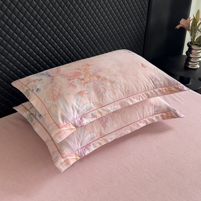 91家纺网 家纺一手货源 找家纺 新月家纺（锦威郎） 2024新款全棉加厚长绒棉数码印花四件套系列 茉彩花韵-粉