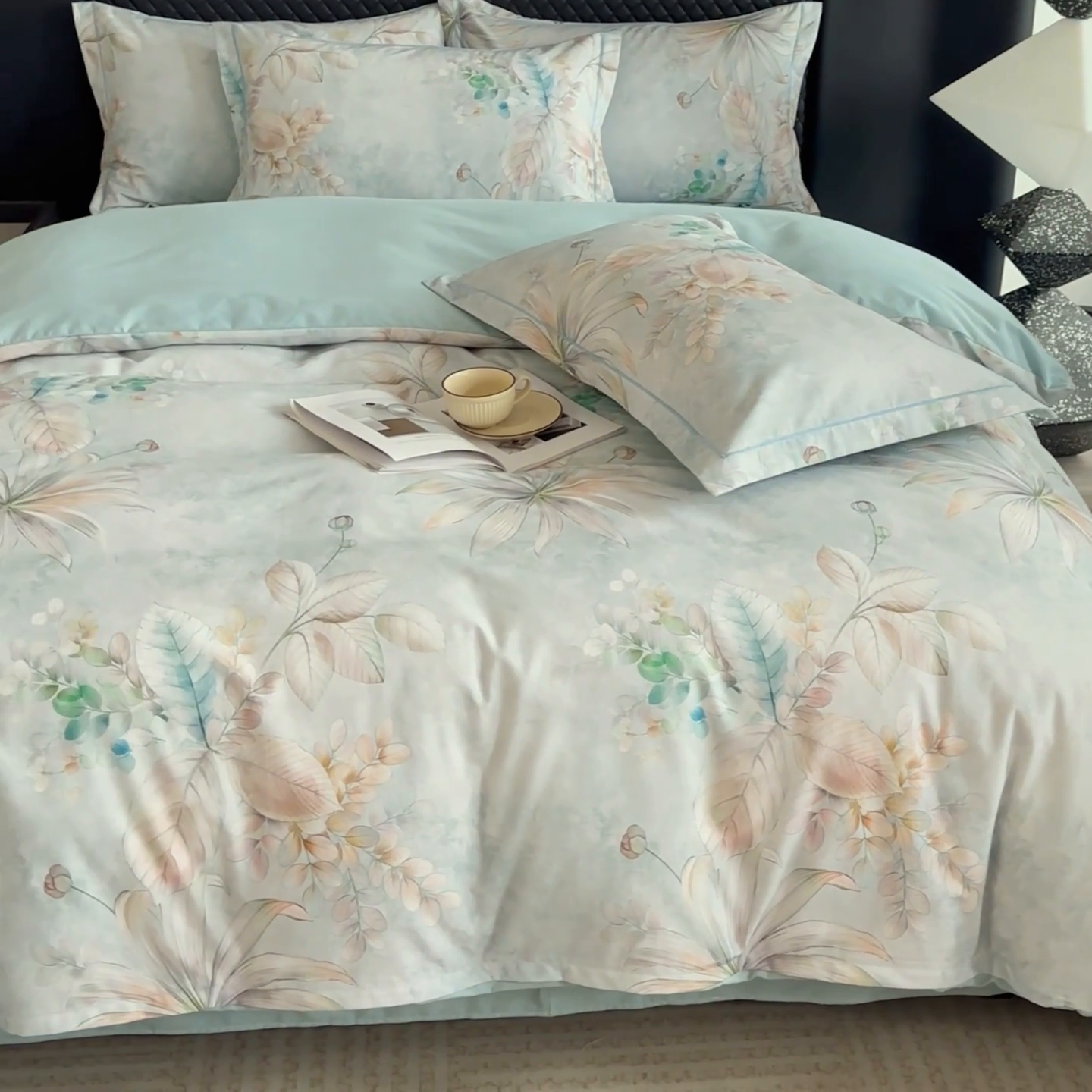 91家纺网 家纺一手货源 找家纺 新月家纺（锦威郎） 2024新款全棉加厚长绒棉数码印花四件套系列 茉彩花韵-绿