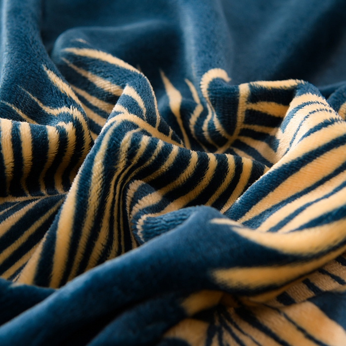 91家纺网 家纺一手货源 找家纺 圣楚 2024新款300g加厚保暖云貂绒双面毯子办公室午睡毛毯直播 清馨