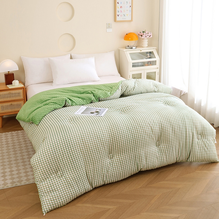 91家纺网 家纺一手货源 找家纺 爱宝被业 2025新款水洗棉双层纱豆豆绒被 克洛迪雅-绿