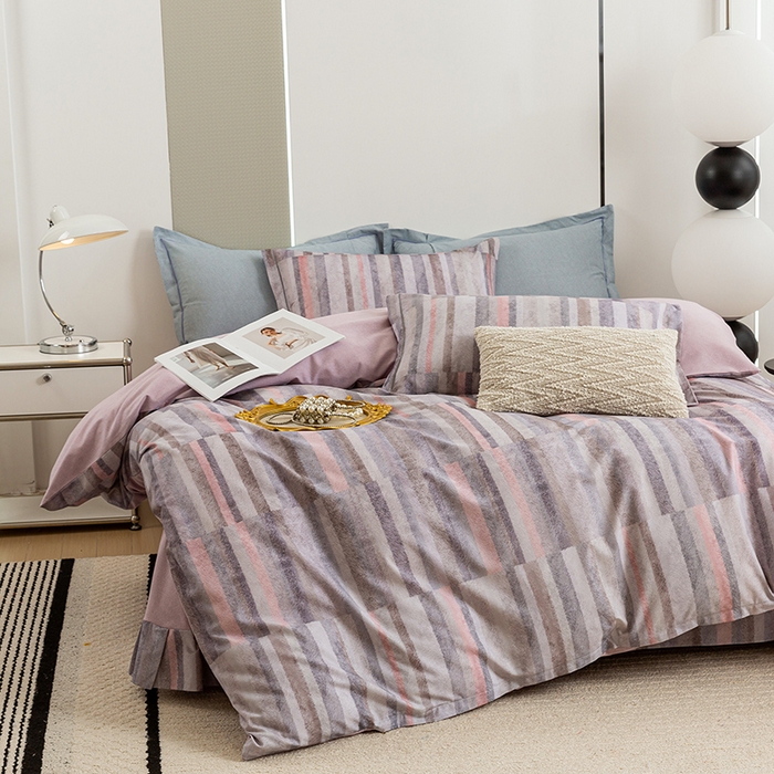 91家纺网 家纺一手货源 找家纺 新月家纺（锦威郎） 2024新款全棉加厚长绒棉数码印花四件套系列 条纹序曲-灰