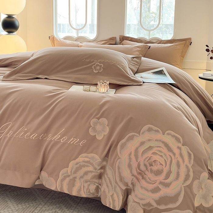 91家纺网 家纺一手货源 找家纺  【秋冬爆款】A类母婴级全棉磨毛四件套纯棉重工刺绣花轻奢风床单床笠款新疆棉高奢床上用品 缇菲-拿铁