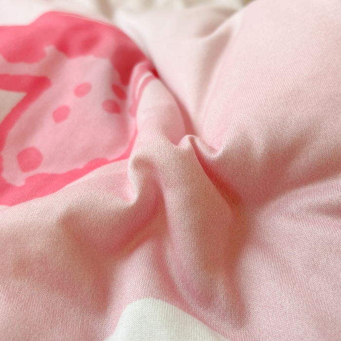 91家纺网 家纺一手货源 找家纺 心卓婴童馆 2025新款针织棉印花被子冬被被芯被子系列-成人图 爱心小熊