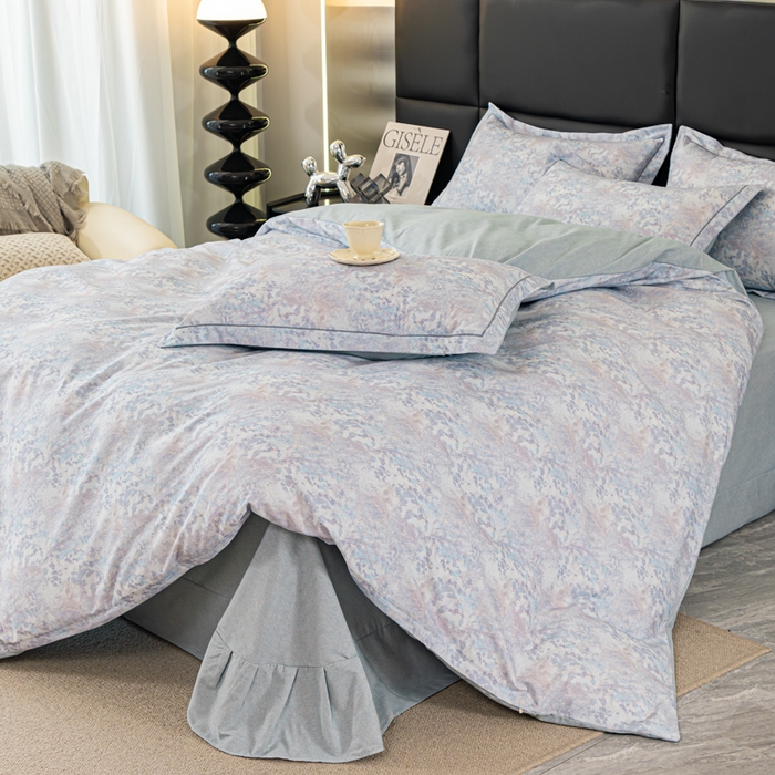 91家纺网 家纺一手货源 找家纺 新月家纺（锦威郎） 2024新款全棉加厚长绒棉数码印花四件套系列 花入迷颜-蓝