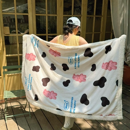 91家纺网 家纺一手货源 找家纺 （总）六巷胡同 2024新款INS卡通羊羔绒毛毯（外拍组）