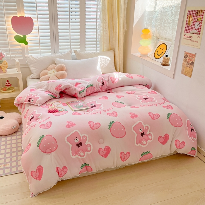 91家纺网 家纺一手货源 找家纺 心卓婴童馆 2025新款针织棉印花被子冬被被芯被子系列-成人图 爱心小熊