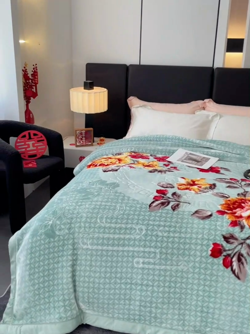 91家纺网 家纺一手货源 找家纺 凯轩毛毛毯毯子网销专供 2024新款花开盛世5D婚庆云毛毯毯子 花开盛世-浅绿