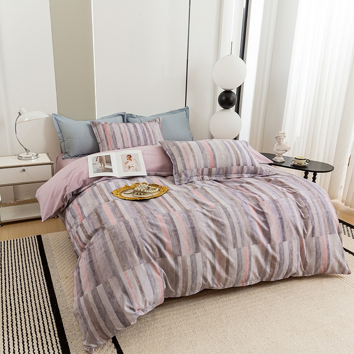 91家纺网 家纺一手货源 找家纺 新月家纺（锦威郎） 2024新款全棉加厚长绒棉数码印花四件套系列 条纹序曲-灰