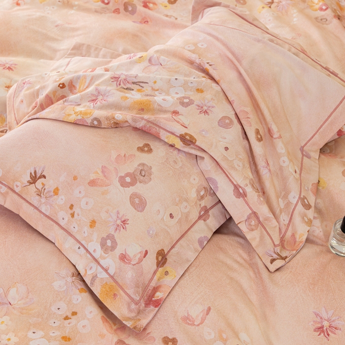 91家纺网 家纺一手货源 找家纺 新月家纺（锦威郎） 2024新款全棉加厚长绒棉数码印花四件套系列 花语寄情-粉