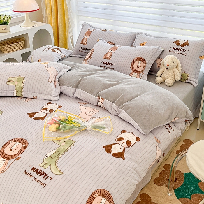 91家纺网 家纺一手货源 找家纺 简如 2025新款加厚220克牛奶绒印花四件套 呆萌小布点-灰