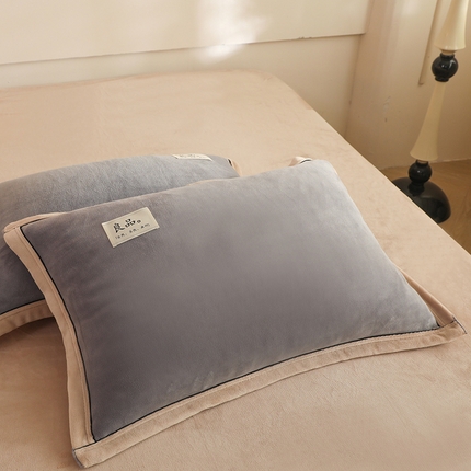 91家纺网 家纺一手货源 找家纺 （总）2025新款A类加厚牛奶绒大包边系列-单枕套