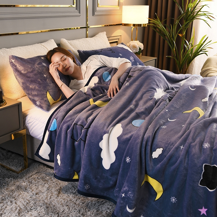 91家纺网 家纺一手货源 找家纺 圣楚 2024新款300g加厚保暖云貂绒双面毯子办公室午睡毛毯直播 喵喵