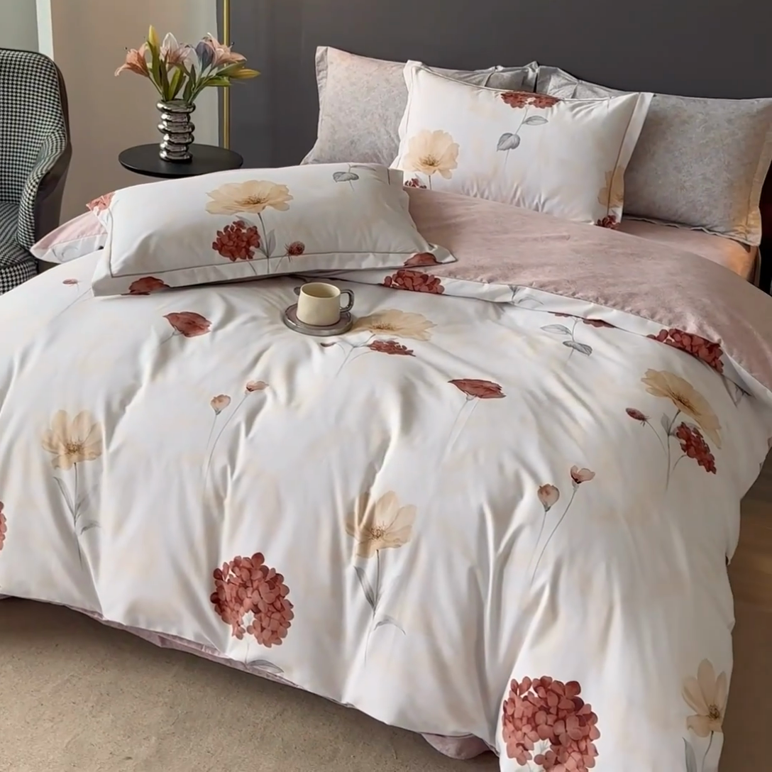 91家纺网 家纺一手货源 找家纺 新月家纺（锦威郎） 2024新款全棉加厚长绒棉数码印花四件套系列 丁香玉兰-米