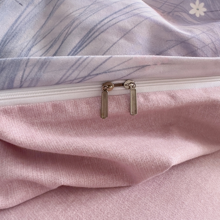 91家纺网 家纺一手货源 找家纺 新月家纺（锦威郎） 2024新款全棉加厚长绒棉数码印花四件套系列 绣球朵朵-蓝