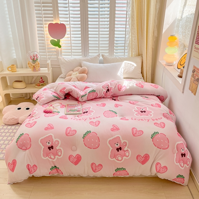 91家纺网 家纺一手货源 找家纺 心卓婴童馆 2025新款针织棉印花被子冬被被芯被子系列-成人图 爱心小熊