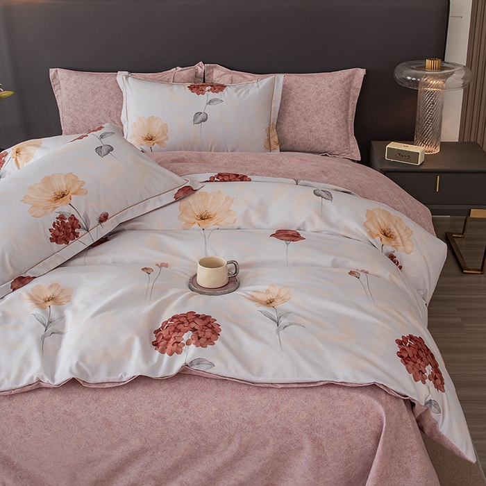 91家纺网 家纺一手货源 找家纺 新月家纺（锦威郎） 2024新款全棉加厚长绒棉数码印花四件套系列 丁香玉兰-米