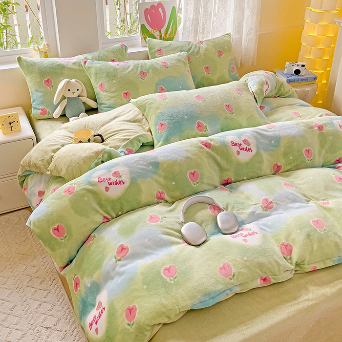 91家纺网 家纺一手货源 找家纺 优选 2025新款小清新加厚高克重牛奶绒四件套直播爆款电商爆款 云境