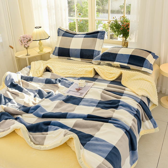 91家纺网 家纺一手货源 找家纺 圣楚家纺 2024新款豆豆绒三层毛毯毯子 简静时光