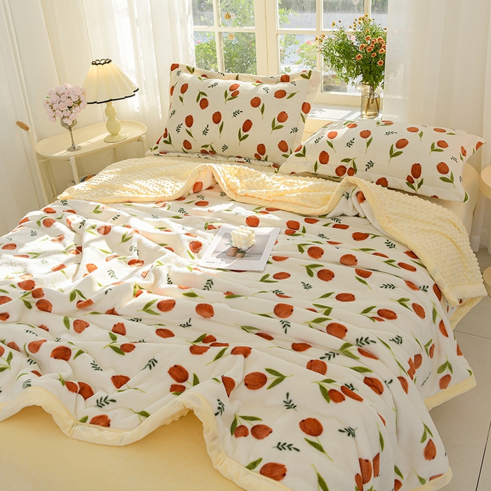 91家纺网 家纺一手货源 找家纺 圣楚家纺 2024新款豆豆绒三层毛毯毯子 最美伊人