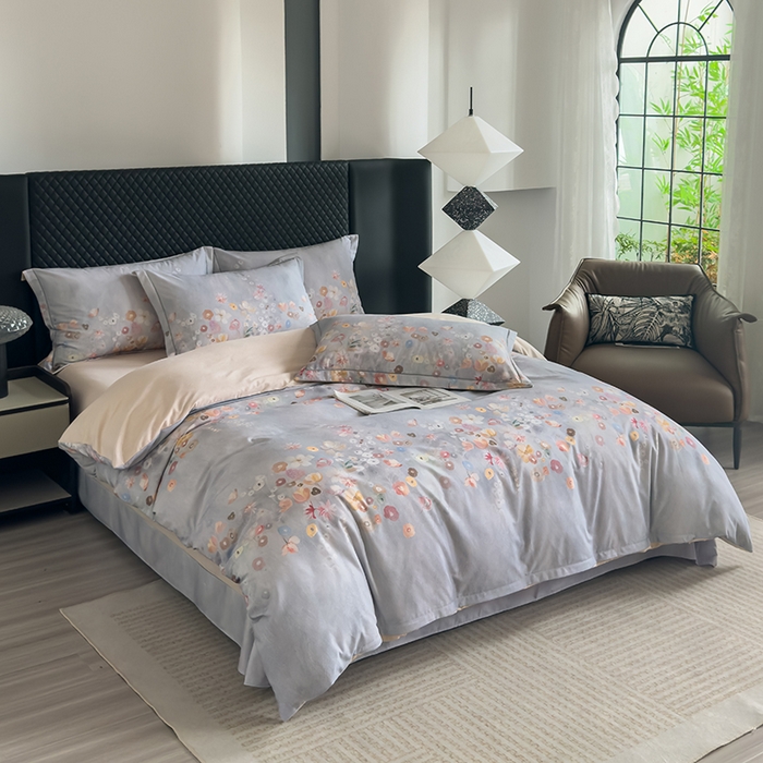 91家纺网 家纺一手货源 找家纺 新月家纺（锦威郎） 2024新款全棉加厚长绒棉数码印花四件套系列 花语寄情-灰