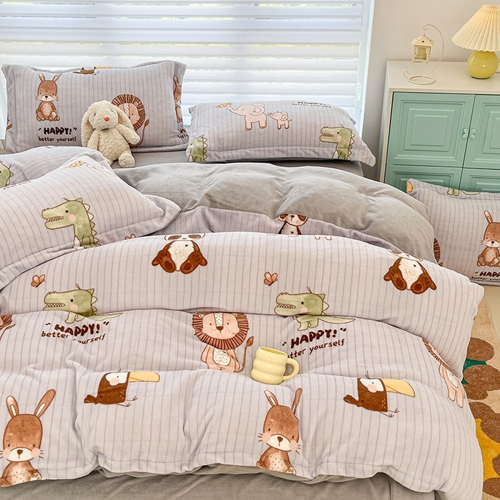 91家纺网 家纺一手货源 找家纺 简如 2025新款加厚220克牛奶绒印花四件套 呆萌小布点-灰