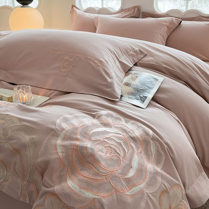 91家纺网 家纺一手货源 找家纺 （总） 【秋冬爆款】A类母婴级全棉磨毛四件套纯棉重工刺绣花轻奢风床单床笠款新疆棉高奢床上用品   