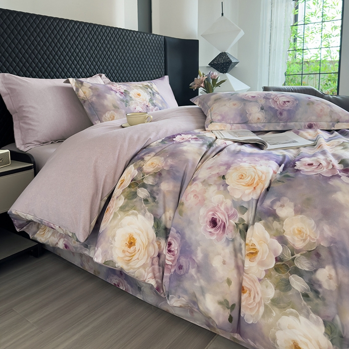 91家纺网 家纺一手货源 找家纺 新月家纺（锦威郎） 2024新款全棉加厚长绒棉数码印花四件套系列 寻觅芳香-紫