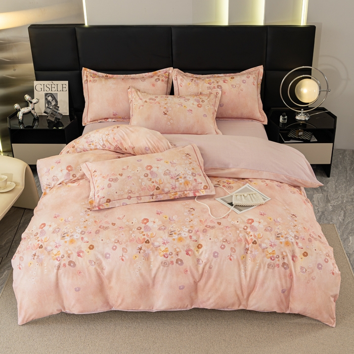 91家纺网 家纺一手货源 找家纺 新月家纺（锦威郎） 2024新款全棉加厚长绒棉数码印花四件套系列 花语寄情-粉