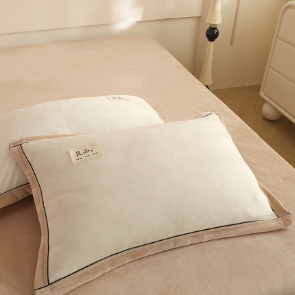 91家纺网 家纺一手货源 找家纺 （总）2025新款A类加厚牛奶绒大包边系列-单枕套