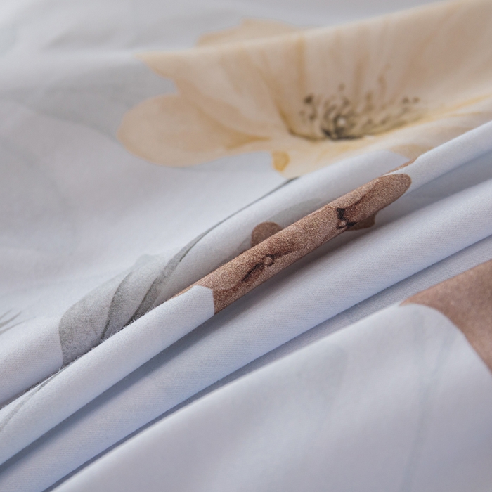 91家纺网 家纺一手货源 找家纺 新月家纺（锦威郎） 2024新款全棉加厚长绒棉数码印花四件套系列 丁香玉兰-灰