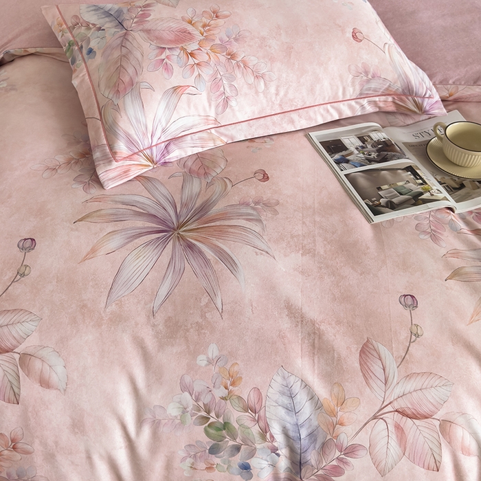 91家纺网 家纺一手货源 找家纺 新月家纺（锦威郎） 2024新款全棉加厚长绒棉数码印花四件套系列 茉彩花韵-粉