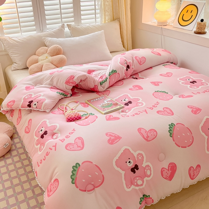 91家纺网 家纺一手货源 找家纺 心卓婴童馆 2025新款针织棉印花被子冬被被芯被子系列-成人图 爱心小熊