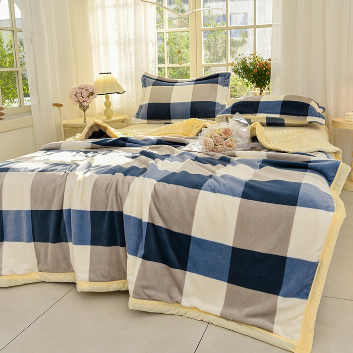 91家纺网 家纺一手货源 找家纺 圣楚家纺 2024新款豆豆绒三层毛毯毯子 简静时光