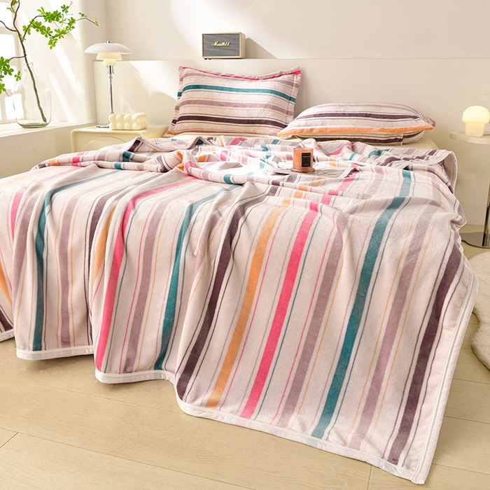 91家纺网 家纺一手货源 找家纺 圣楚 2024新款300g加厚保暖云貂绒双面毯子办公室午睡毛毯直播 彩条