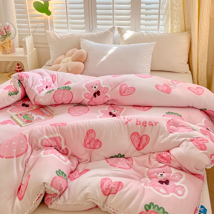 91家纺网 家纺一手货源 找家纺 心卓婴童馆 2025新款针织棉印花被子冬被被芯被子系列-成人图 爱心小熊