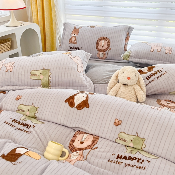 91家纺网 家纺一手货源 找家纺 简如 2025新款加厚220克牛奶绒印花四件套 呆萌小布点-灰