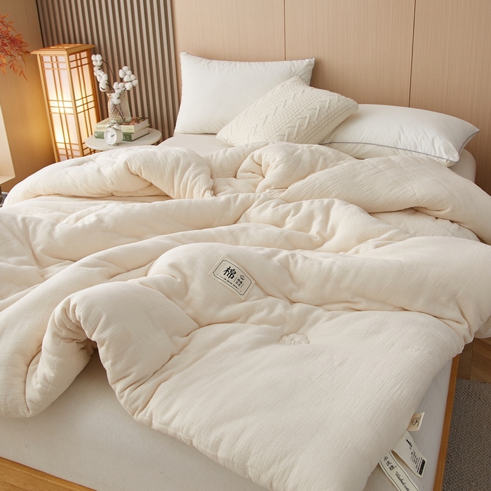 91家纺网 家纺一手货源 找家纺 猎鹿人家纺 2024新款A类原棉新疆棉花被春秋被冬被 月牙白