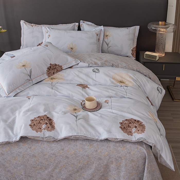 91家纺网 家纺一手货源 找家纺 新月家纺（锦威郎） 2024新款全棉加厚长绒棉数码印花四件套系列 丁香玉兰-灰