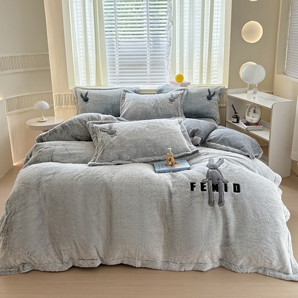 91家纺网 家纺一手货源 找家纺 新月家纺（锦威郎） 2024新款纯色保暖萌萌兔床盖四件套 萌兔高级灰
