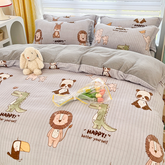 91家纺网 家纺一手货源 找家纺 简如 2025新款加厚220克牛奶绒印花四件套 呆萌小布点-灰