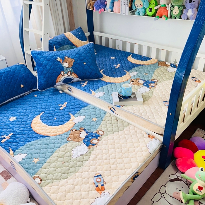 91家纺网 家纺一手货源 找家纺 小虾米 2024新款加厚上下床牛奶绒夹棉床笠款 梦星空