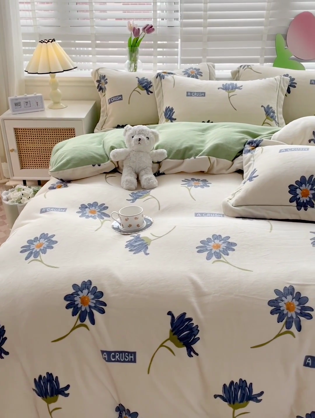 91家纺网 家纺一手货源 找家纺 丽涵家纺 2024秋冬新品冰岛臻棉绒保暖四件套 花意