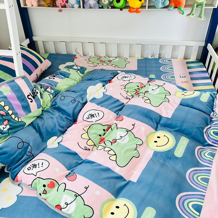 91家纺网 家纺一手货源 找家纺 小虾米 2024新款加厚上下床牛奶绒单被套 恐龙宝宝