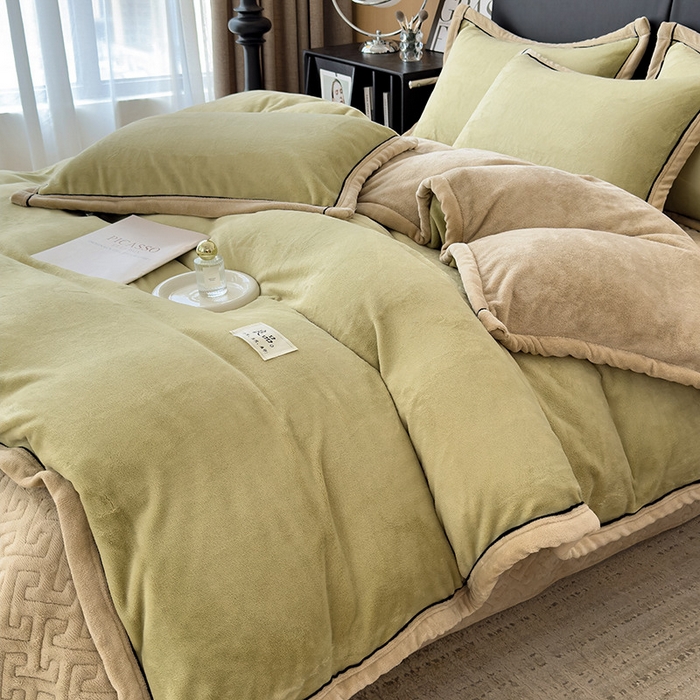 91家纺网 家纺一手货源 找家纺 欧邦 新款纯色牛奶绒单被套夹棉床盖三件套四件套 芥黄+卡其