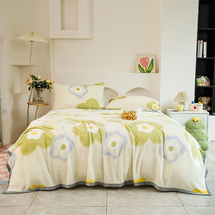 91家纺网 家纺一手货源 找家纺 梵心 2025新款云貂绒毛毯法兰绒毛毯牛奶绒毛毯爆款盖毯直播跨境专供-可定制克重  浪漫花语