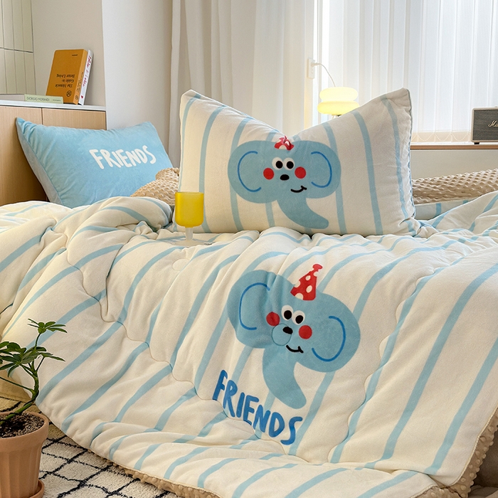 91家纺网 家纺一手货源 找家纺 2024新款卡通大版高克重牛奶绒豆豆被四件套 小象